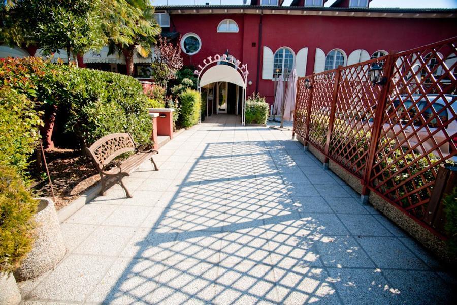 Hotel Le Cardinal Bastiglia Екстериор снимка