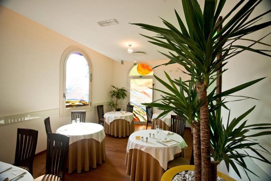 Hotel Le Cardinal Bastiglia Екстериор снимка